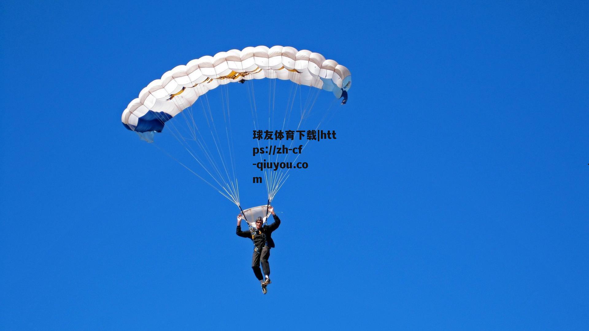 马伦首秀闪电破门，迪巴拉妙传定乾坤，罗马半场一球领先都灵